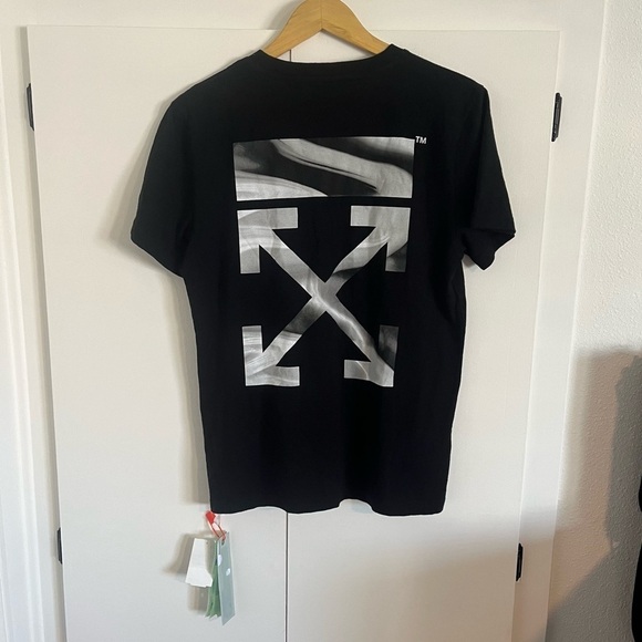 OFF WHITE Liquid Arrows Tee - Picture 4 of 14
